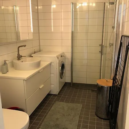 Trivelig Liten Leilighet, Sentralt Pa Kvaloysletta