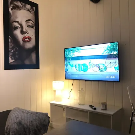 Trivelig Liten Leilighet, Sentralt Pa Kvaloysletta Apartment Tromso